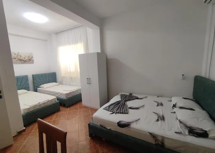Ilirida-swimming Pool & Garden View For Rent ホームステイ