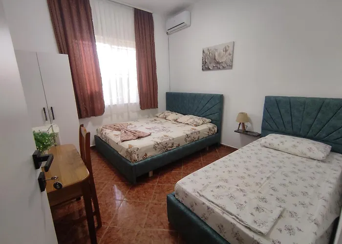 Ilirida-swimming Pool & Garden View For Rent ホームステイ *