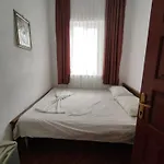 Privatunterkunft Ilirida-swimming Pool & Garden View For Rent Durrës