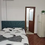 Pansiyon Ilirida-swimming Pool & Garden View For Rent Dıraç
