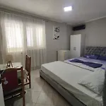 Ilirida-swimming Pool & Garden View For Rent Pansiyon *