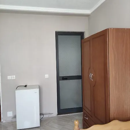 Ilirida-swimming Pool & Garden View For Rent Homestay