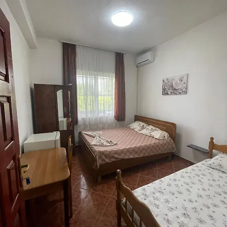 Homestay szállás Ilirida-swimming Pool & Garden View For Rent Durrës