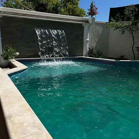 Ilirida-swimming Pool & Garden View For Rent Homestay szállás Durrës