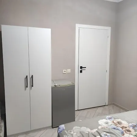 Ilirida-swimming Pool & Garden View For Rent Durrës