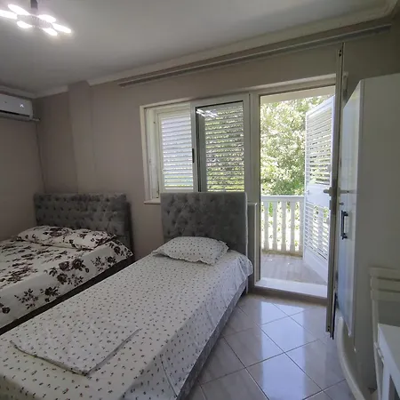 Ilirida-swimming Pool & Garden View For Rent *