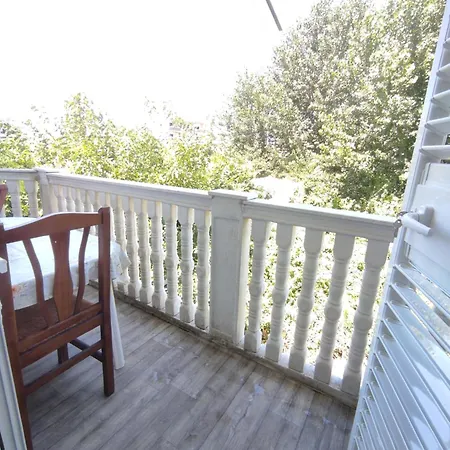 Ilirida-swimming Pool & Garden View For Rent Durrës